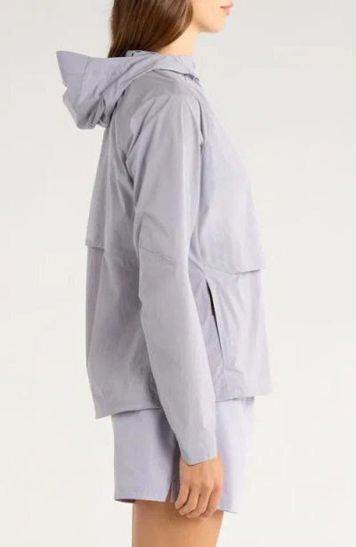 On Core Hooded Packable Running Jacket In Purple