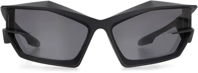 Givenchy Black Polyethylene Sunglasses In Black