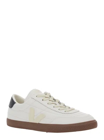 Veja Low-top Round Toe Sneakers With Contrast Sole In White