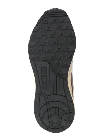 Autry "reelwind Low" Sneaker In Nude