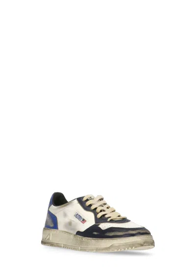 Autry White/black/blue Medalist Low Super Vintage Sneakers In Neutral