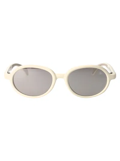 Moncler Matte Butter Injectate Sunglasses In Gray