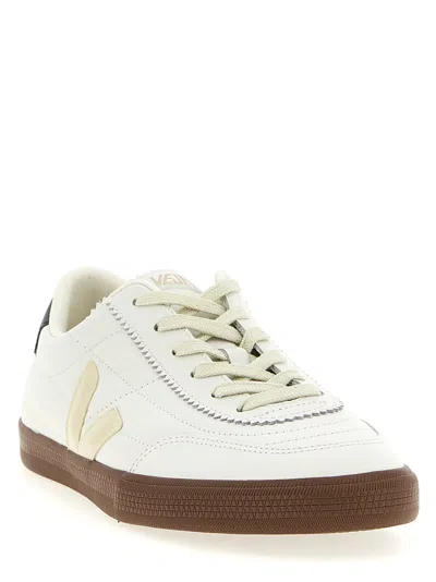 Veja Low-top Round Toe Sneakers With Contrast Sole In Multi