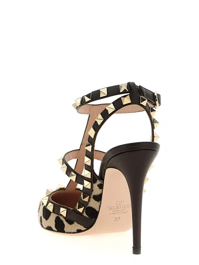 Valentino Rockstud Pumps In Animal Print In Neutral