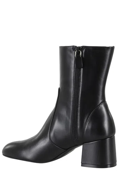 Stuart Weitzman Flareblock Leather Zip Ankle Booties In Black