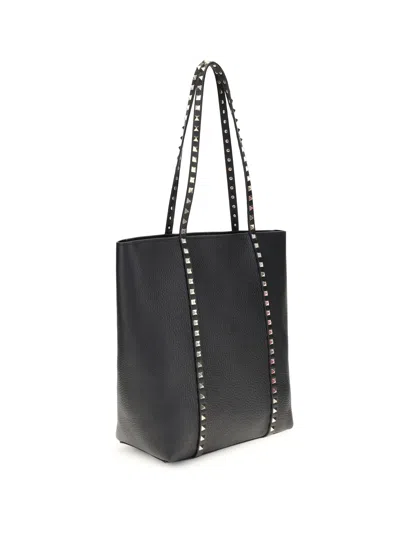 Valentino Garavani Rockstud Shopping Bag In Grained Calfskin In Black