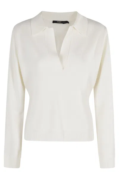 Seventy Polo In White