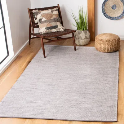 Safavieh Montauk Machine Made Area Rug, Silver Solid / Tonal Style Easy Care In Gray