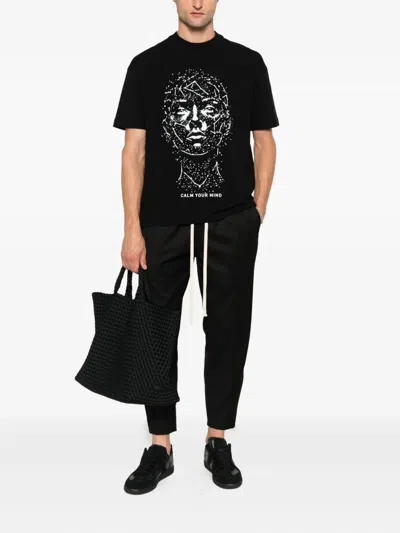 Hamza Face-print T-shirt In Black