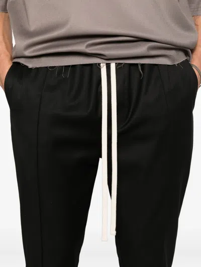 Hamza Drawstring Cuffed Trousers In Black