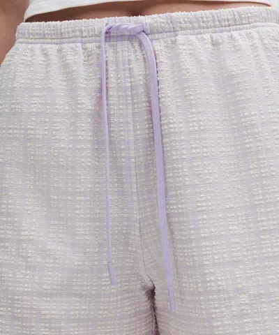 Lululemon Seersucker Check Mid-rise Pull-on Short 3"
