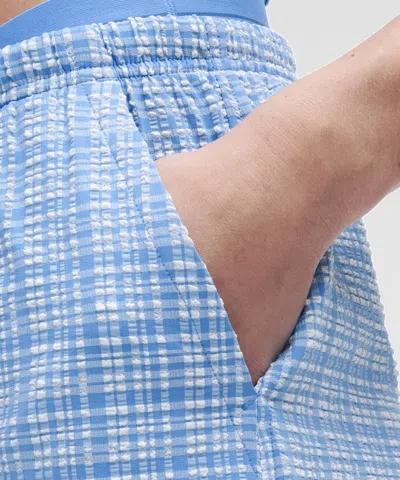 Lululemon Seersucker Check Mid-rise Pull-on Short 3"