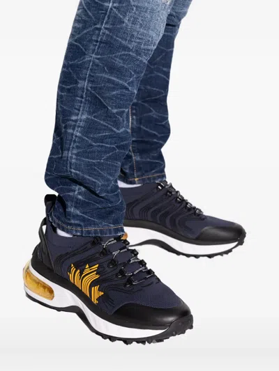 Dsquared2 Wave-patterned Lace-up Low-top Sneakers In Black