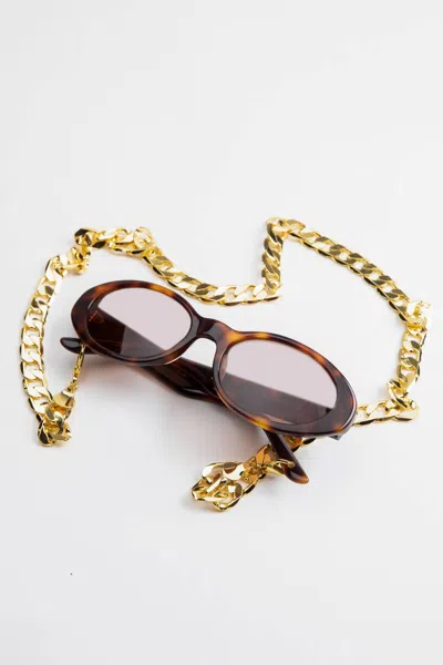 In The Mood For Love Caroline Bk Sunglasses With Chain In Tortoise In Brown