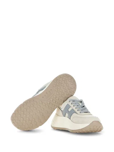 Hogan Chunky Sole Sneakers With Textured Outsole In White