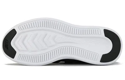 New Balance (wmns)  Fuelcore Coast V4 'black White' In Multi