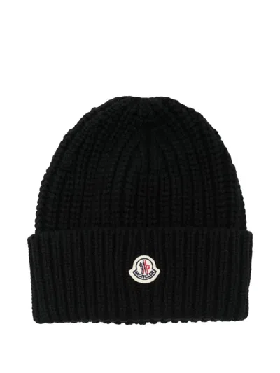 Moncler Women Beanie Wool And Cashmere Hat In Black
