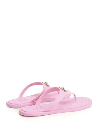 Versace Alia Sandales Plates En Caoutchouc In Pink