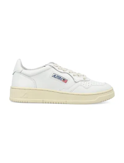 Autry Medalist Low Sneaker In White