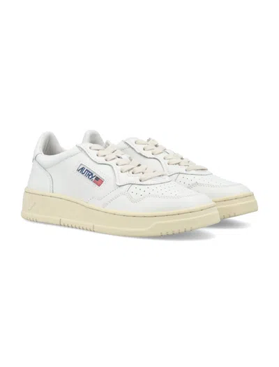 Autry Medalist Low Sneaker In White