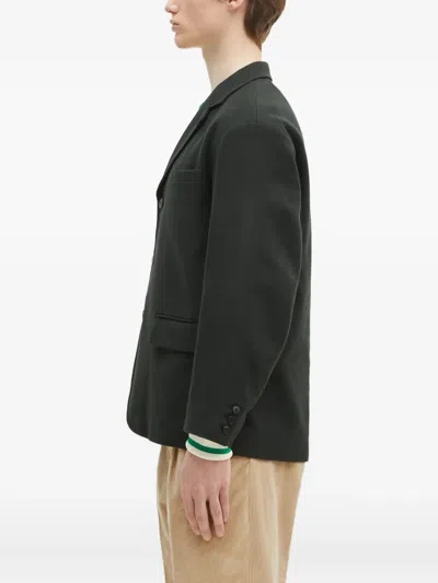 三纽扣平驳领西装夹克