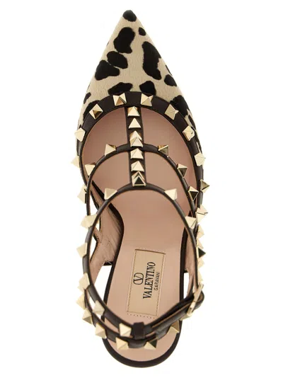 Valentino Rockstud Pumps In Animal Print In Neutral