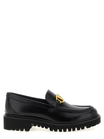 Valentino Garavani Glossy Leather Vlogo Signature Loaf In Black