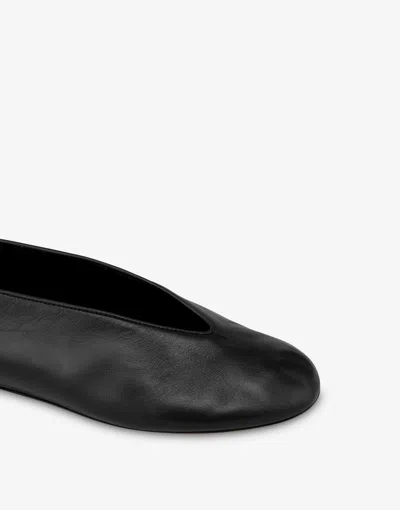 Moschino Dancer "duck" In Black