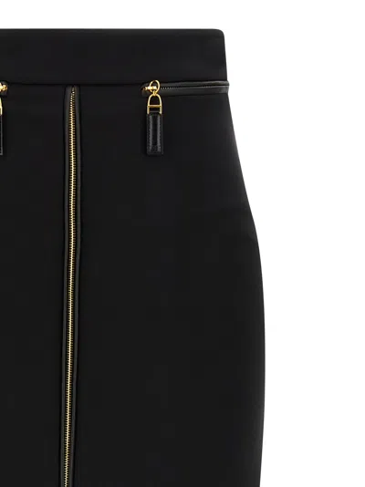 Elisabetta Franchi Lightweight Crepe Skirt With Black Zip