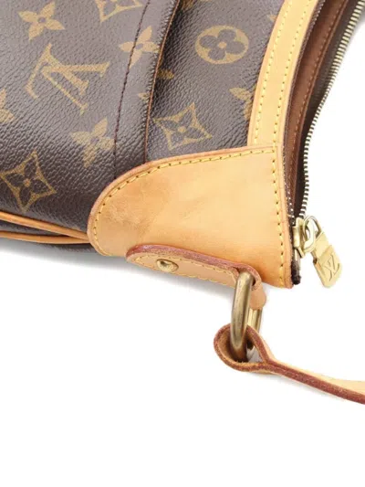 Pre-owned Louis Vuitton 2011 Odeon Pm Shoulder Bag In Brown