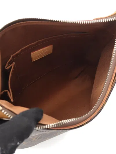 Pre-owned Louis Vuitton 2011 Odeon Pm Shoulder Bag In Brown