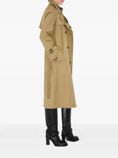 Burberry Castleford Belted Waist Trench Coat In Neutral