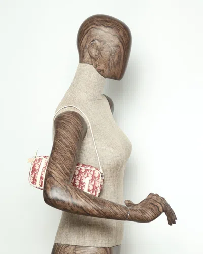 Dior Christian  Issimo Shoulder Bag In Red