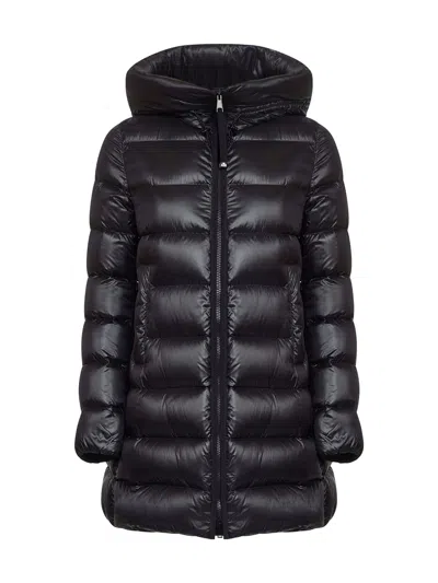 Moncler Suyenne Hooded Mid-length Down Jacket In Black
