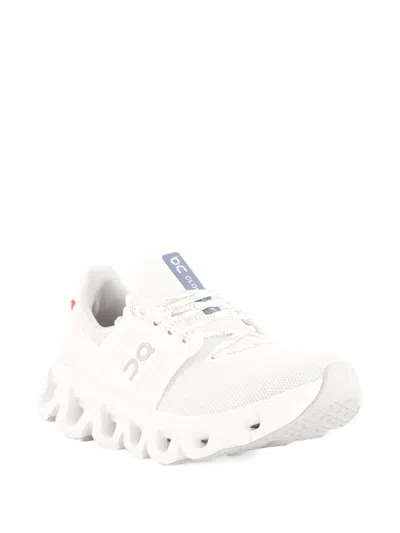 On Cloudswift 4 Sneakers In White