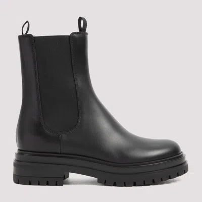 Gianvito Rossi Chester Leather Chelsea Boots In Black