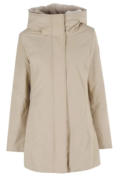 Woolrich Logo-patch Zip-up Padded Coat In Neutral