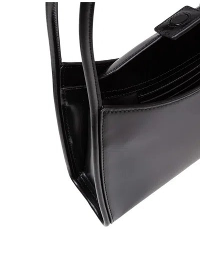 Marc Jacobs Glam Claw Clip Leather Shoulder Bag In Black