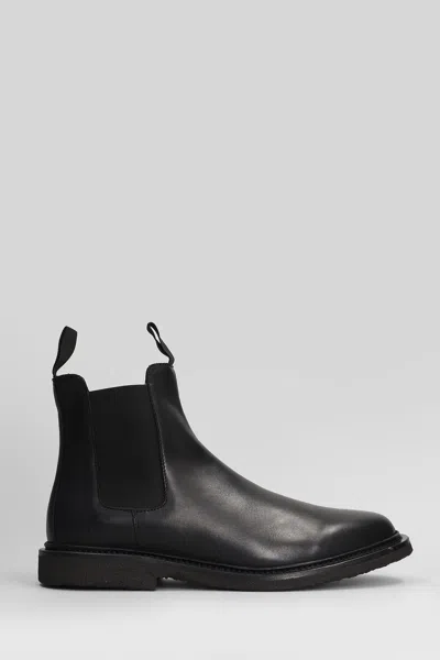 Common Projects Elastic-sided Leather Chelsea Boots In Black