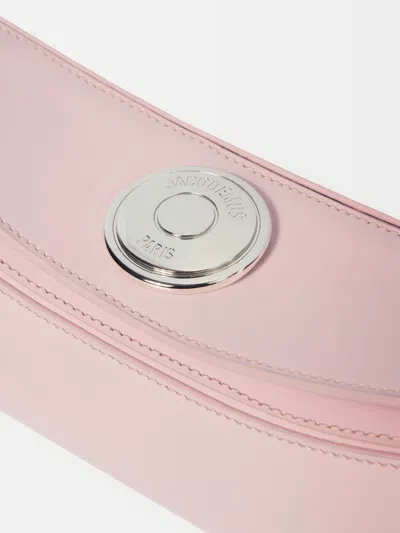 Jacquemus Le Calisso Pink Shoulder Bag With Engraved Snap Button In Leather In Pink