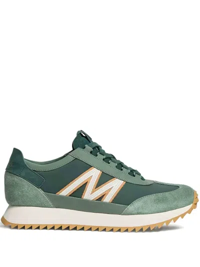 绒面皮拼接运动鞋