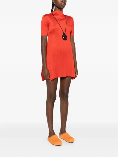 Issey Miyake Pleated Midi Dresses In Red