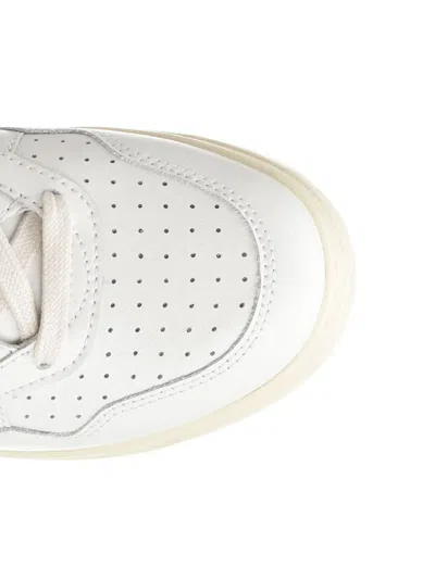 Autry Medalist Low Sneakers In White