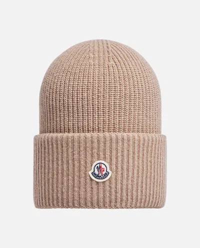 Moncler Ribbed Knit Wool Beanie With Felt Logo Patch In Brown