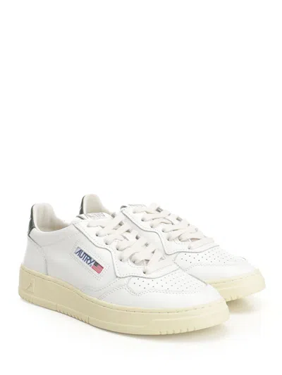 Autry Sneakers Dals Low In White And Black Leather In White