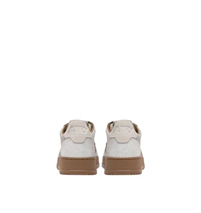 Autry "medalist Low" Sneaker In White