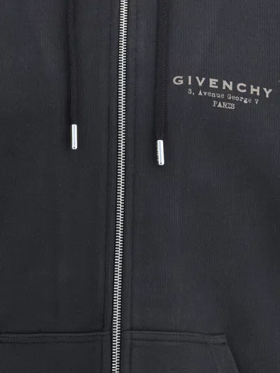 Givenchy Logo Stamp Zip-up Hooded Sweatshirt In Black