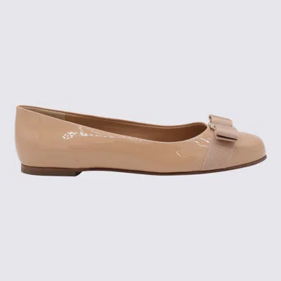 Ferragamo Varina Nappa Leather Ballet Flats In Macaroons