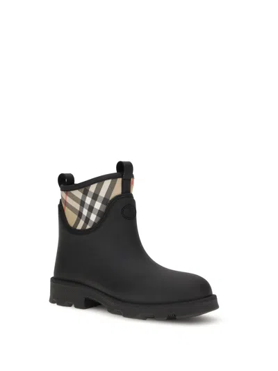 Burberry Marsh Stamp Rubber Ankle Boots In Black