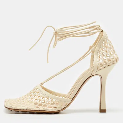 Pre-owned Bottega Veneta Cream Leather And Mesh Stretch Ankle Wrap Sandals Size 38 In White